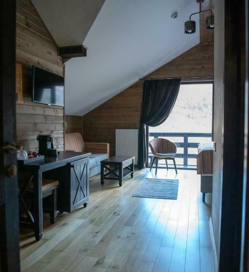 סוויטת ג'וניור, Maggie's Ranch