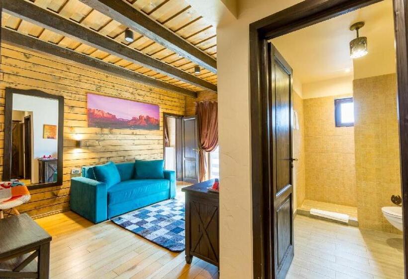 דירת חדר, Maggie's Ranch