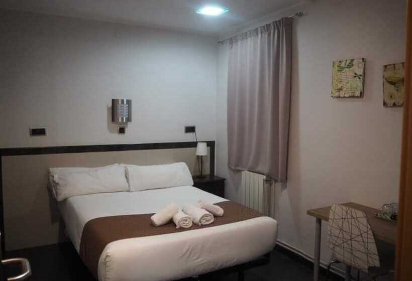 スタンダードルーム, Hostal Levante Barcelona