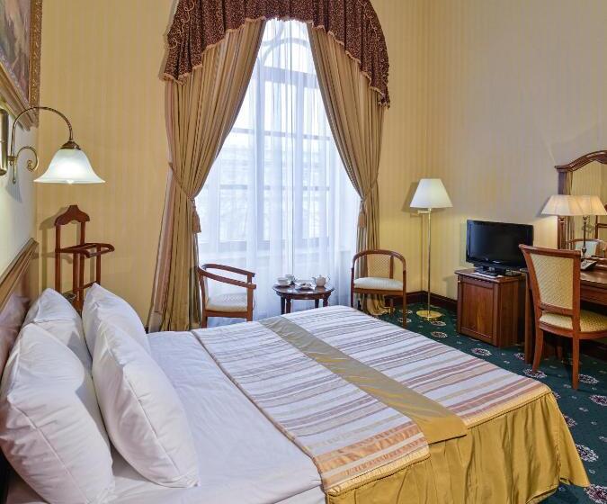 اتاق سوپریور, Ayvazovsky