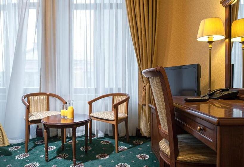 اتاق استاندارد, Ayvazovsky