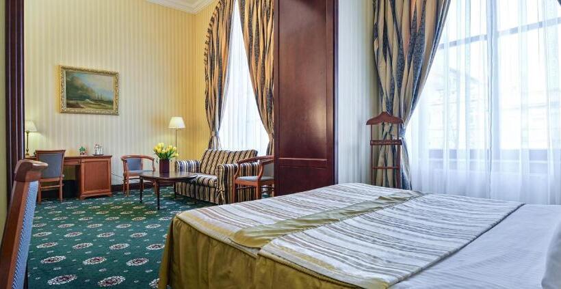 سوییت جونیور, Ayvazovsky