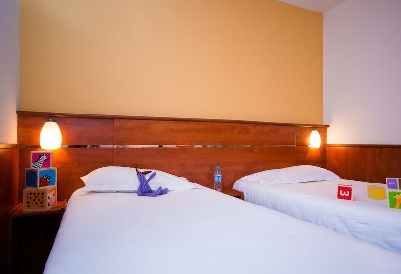 Номер Стандарт, Brit Hotel Rennes St Grégoire – Le Villeneuve