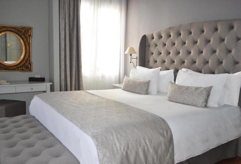 패밀리 룸, Capsis Bristol Boutique