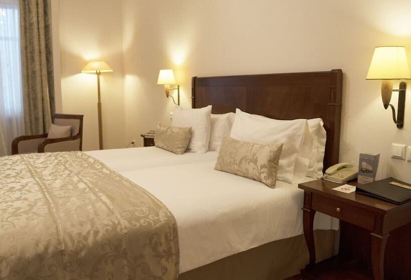 패밀리 룸, Capsis Bristol Boutique