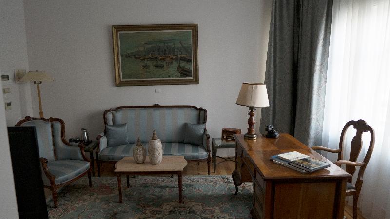 스위트, Capsis Bristol Boutique