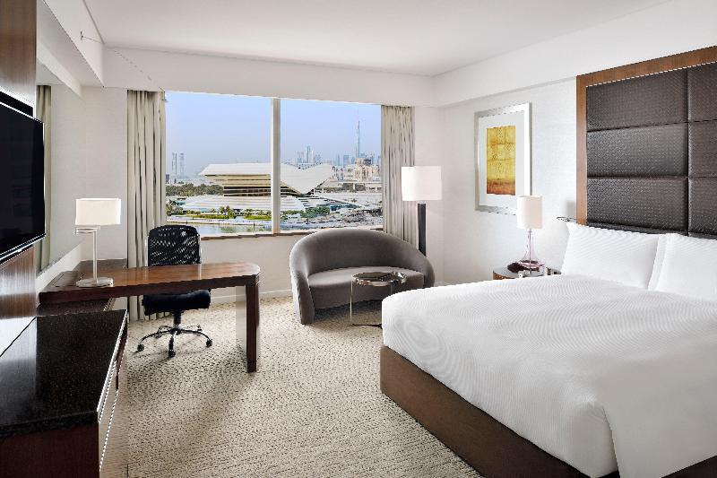 Номер Deluxe с Видом, Crowne Plaza Dubai Festival City