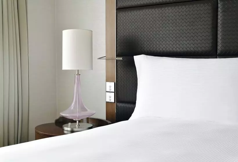 اتاق استاندارد, Crowne Plaza Dubai Festival City