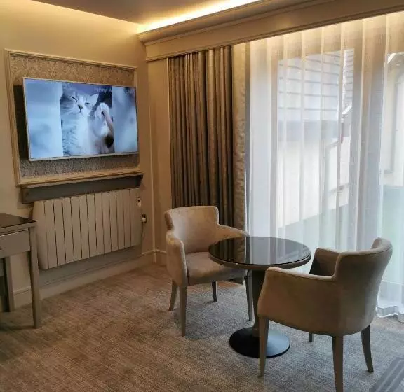 Deluxe Yhden Hengen Huone, Errigal Country House