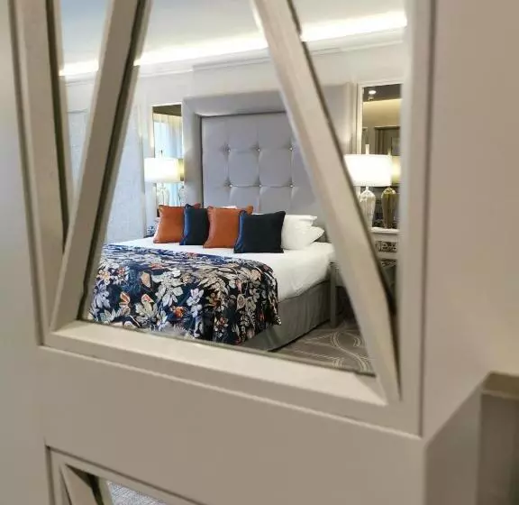 Deluxe Yhden Hengen Huone, Errigal Country House