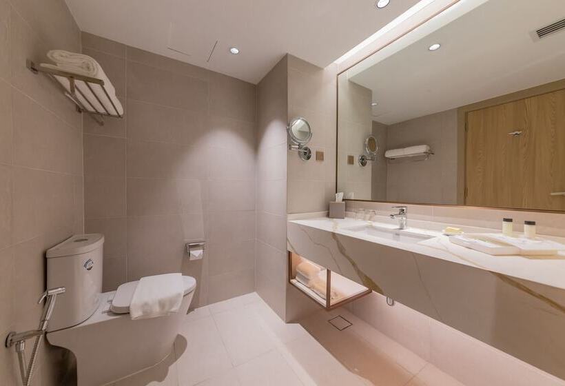 اتاق لوکس, Glenmarie Hotel & Golf Resort
