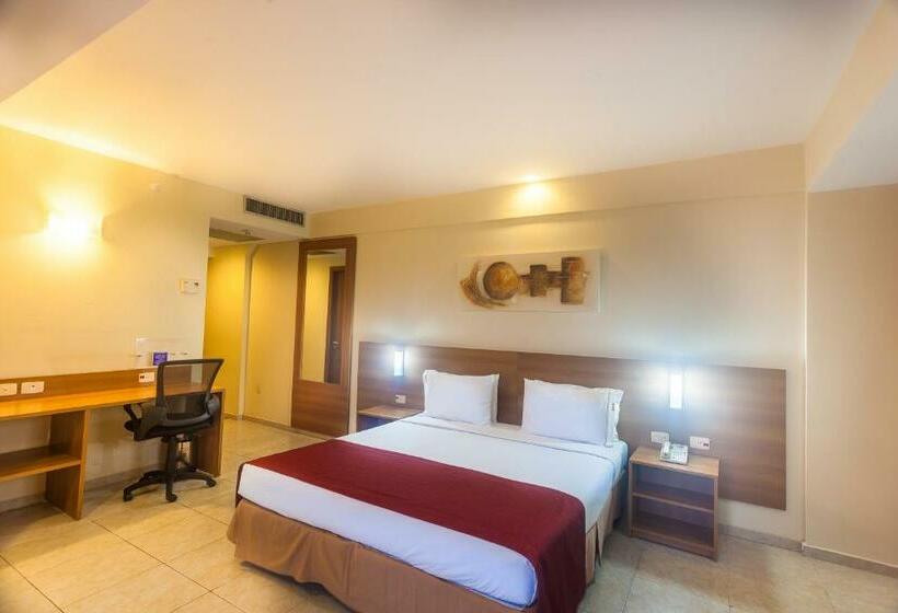Quarto Deluxe Vista Mar com Sacada, Praiamar Express