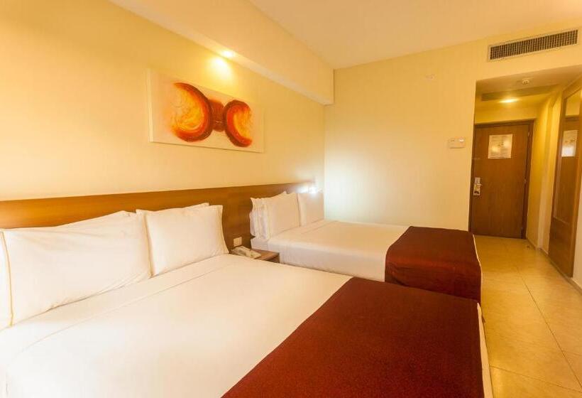Quarto Estandar 2 Camas Casal, Praiamar Express