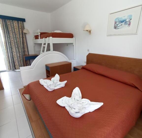 غرفة عائلية, Summer Dream