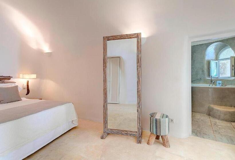سوئیت با تخت بزرگ, Mystique, A Luxury Collection Hotel, Santorini