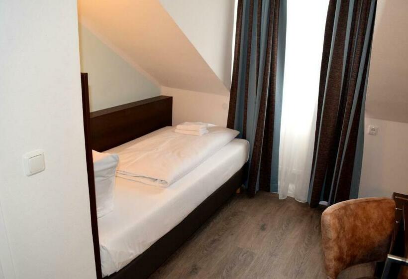 Номер Стандарт Индивидуальный, Trip Inn Budget Hotel Messe