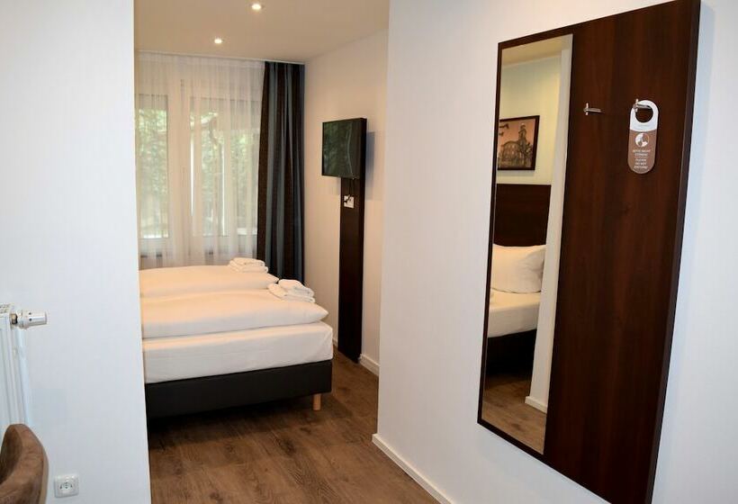 Номер Стандарт Индивидуальный, Trip Inn Budget Hotel Messe