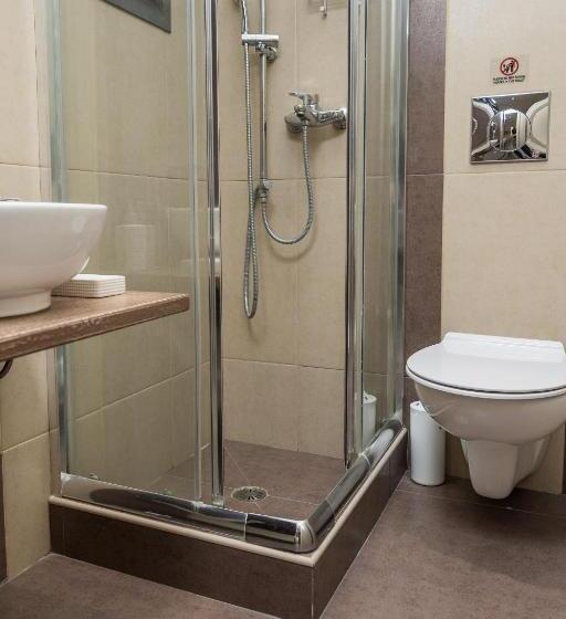 غرفة ديلوكس, Naxos Petite Studios