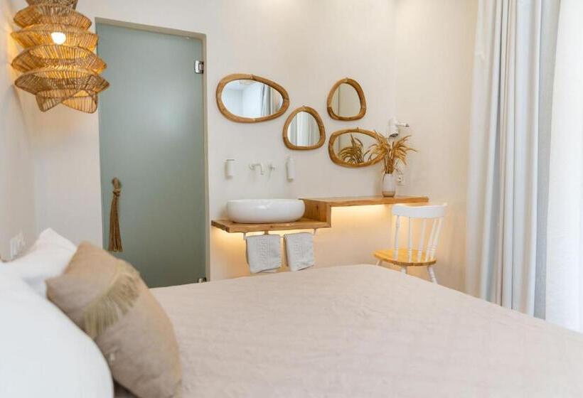 غرفة ديلوكس مزودة بشرفة, Naxos Petite Studios