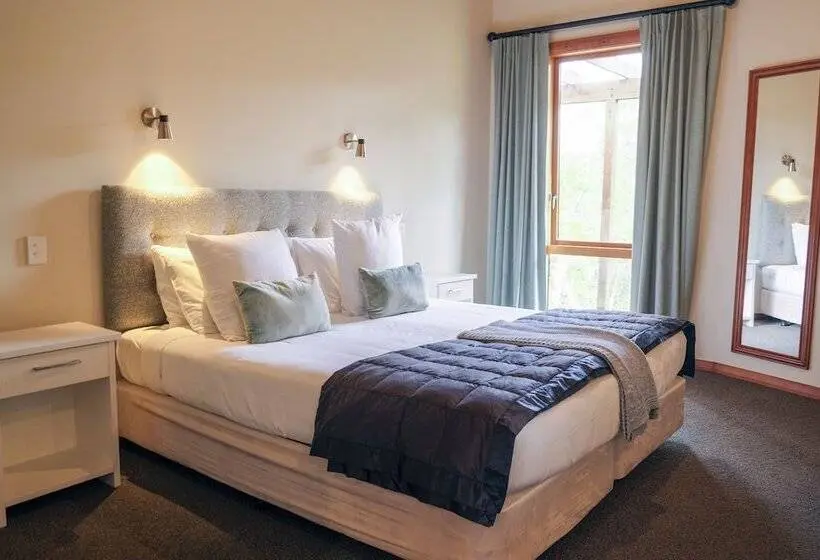 استودیوی استاندارد با تخت دوبل, Silverstream Retreat