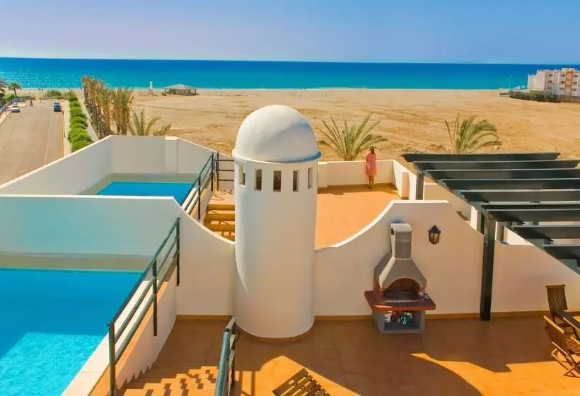 2 Bedrooms Penthouse Apartment with Pool, Paraiso Playa
