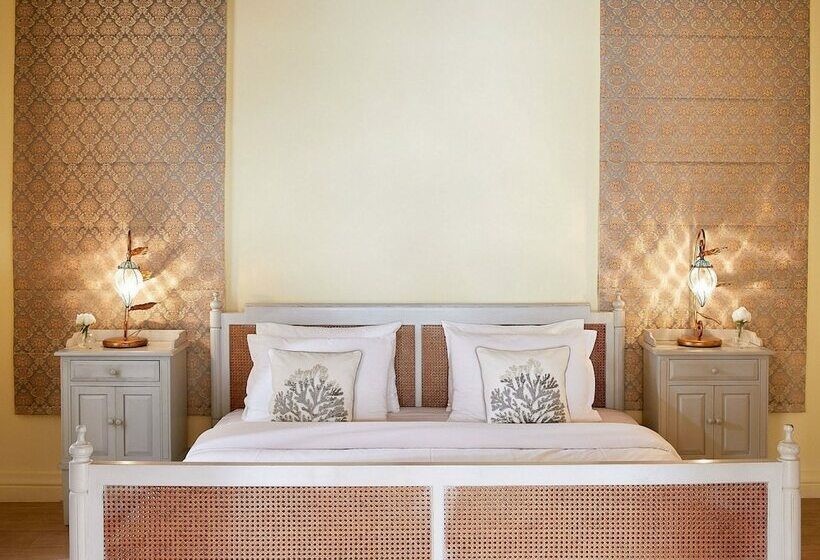 Вилла с 1 спальней и бассейном, Grecotel Eva Palace, Beach Luxury Resort