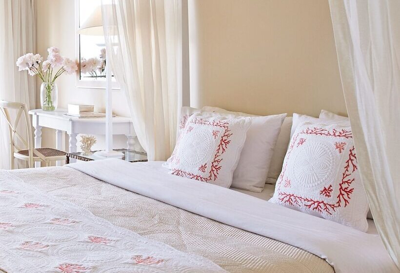 Superior bungalow with sea view, Grecotel Eva Palace, Beach Luxury Resort