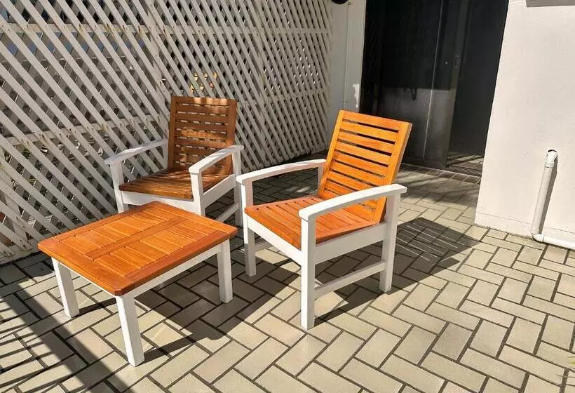 オーシャンビュースーペリアールーム, Aquarius On The Beach
