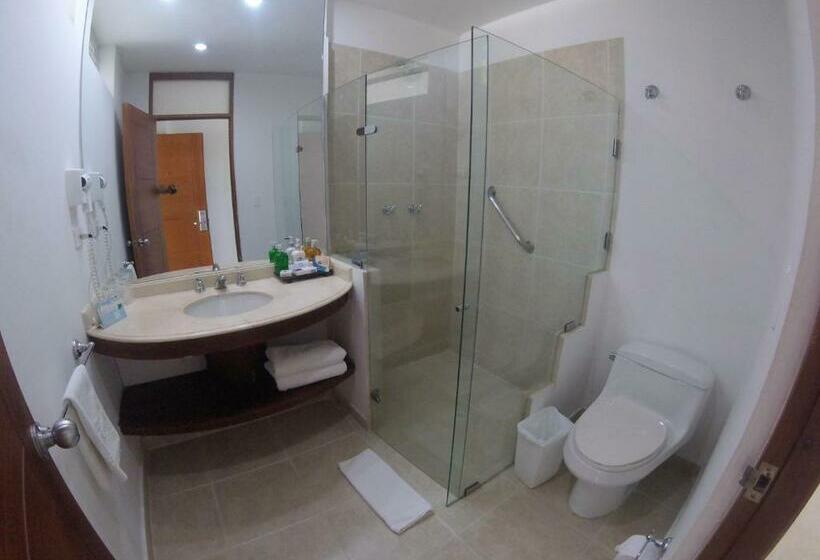 غرفة قياسية ثلاثية, Blu Hotel By Tamaca