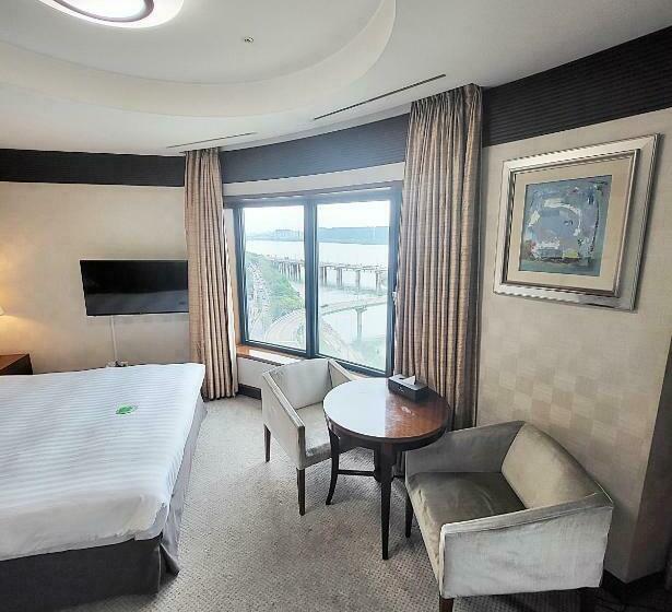 Quarto Superior, Niagara