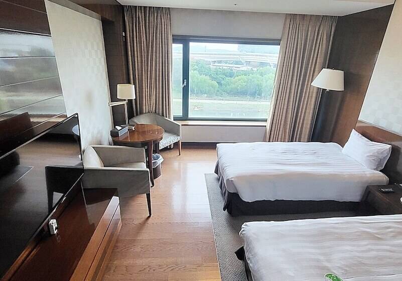 Quarto Estandar, Niagara