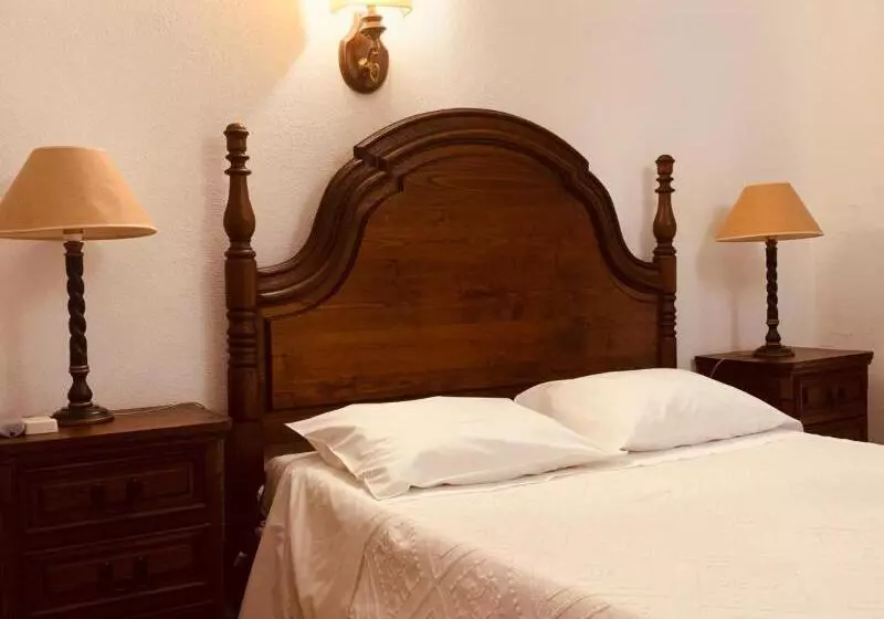 اتاق استاندارد سه نفره, Casa Do Parque