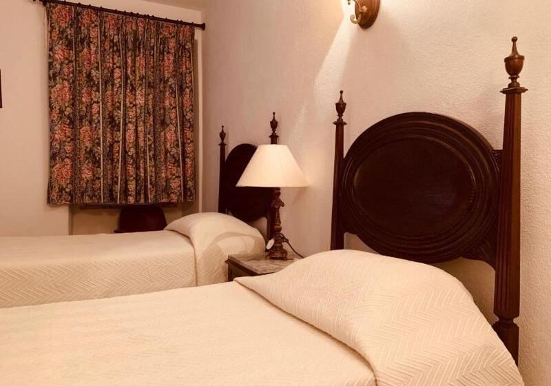 标准三人间, Casa Do Parque