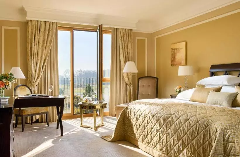 Deluxe-huone King-vuode, Castlemartyr Resort