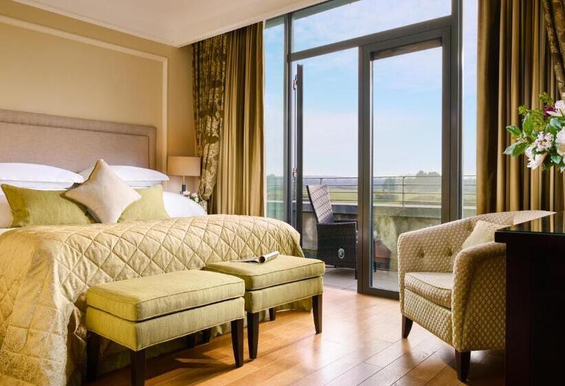 סוויטת ג'וניור עם מרפסת, Castlemartyr Resort