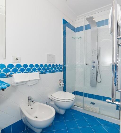 Superior Triple Room Sea View, Conca D'oro