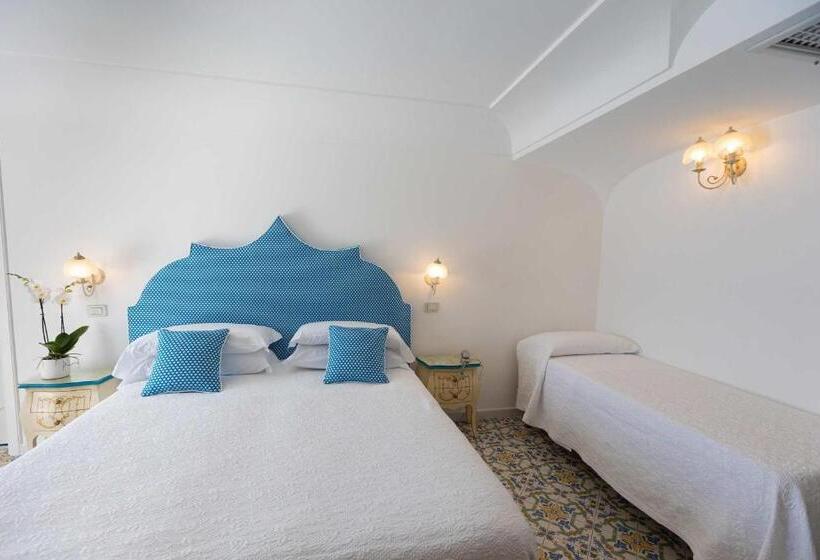 Superior Triple Room Sea View, Conca D'oro