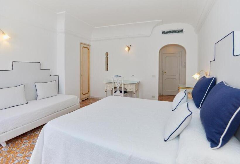 Pokój Trzyosobowy Deluxe Widok Morze, Conca D'oro