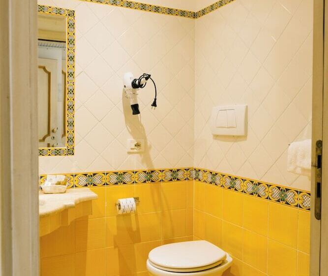 Superior Triple Room Sea View, Conca D'oro