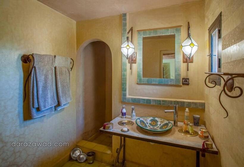 اتاق استاندارد, Dar Azawad