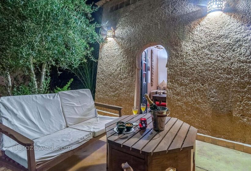 اتاق استاندارد, Dar Azawad