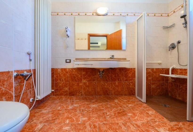 Номер Стандарт Вид на Море, Harmony