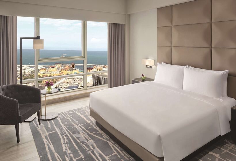 سوییت, Hyatt Regency Al Kout Mall