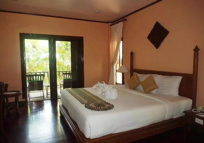 Deluxe Room Mountain View, Khaolak Palm Beach Resort