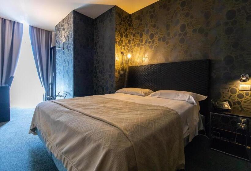 اتاق سوپریور, Mh Design