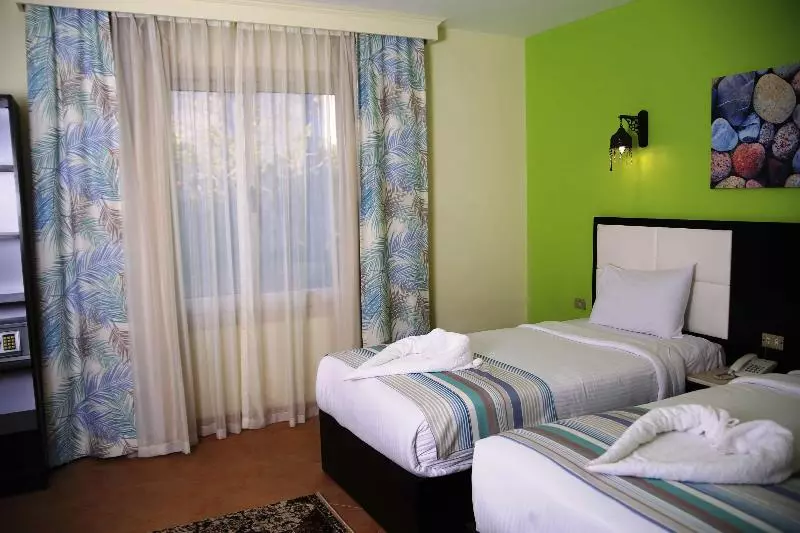 Economy Room