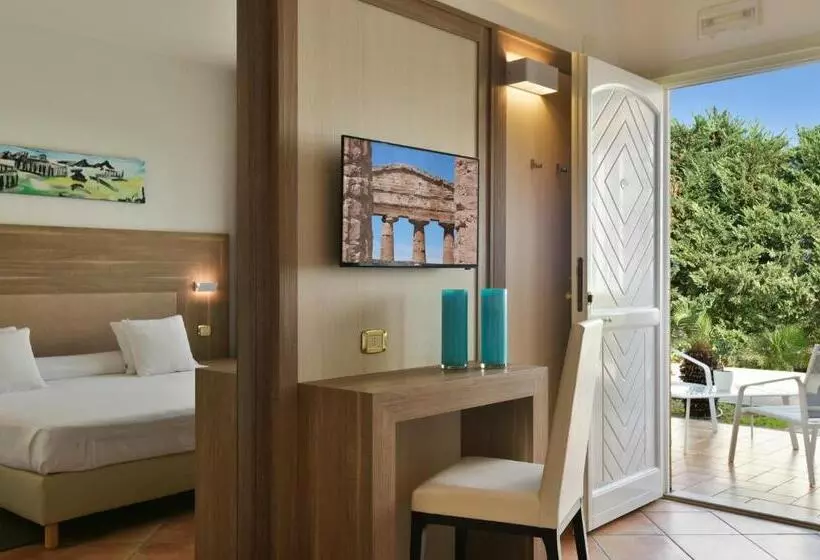 سوییت خانوادگی, Paestum Inn Beach Resort