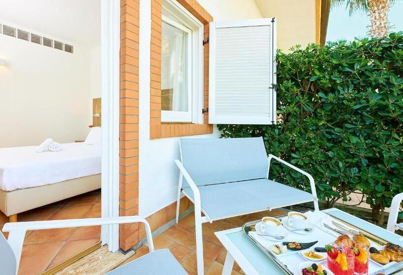 Полулюкс, Paestum Inn Beach Resort