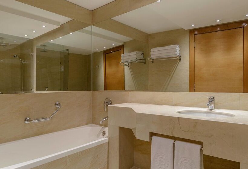 带海景及夫妻床的经典房间, Sheraton Miramar Hotel & Convention Center