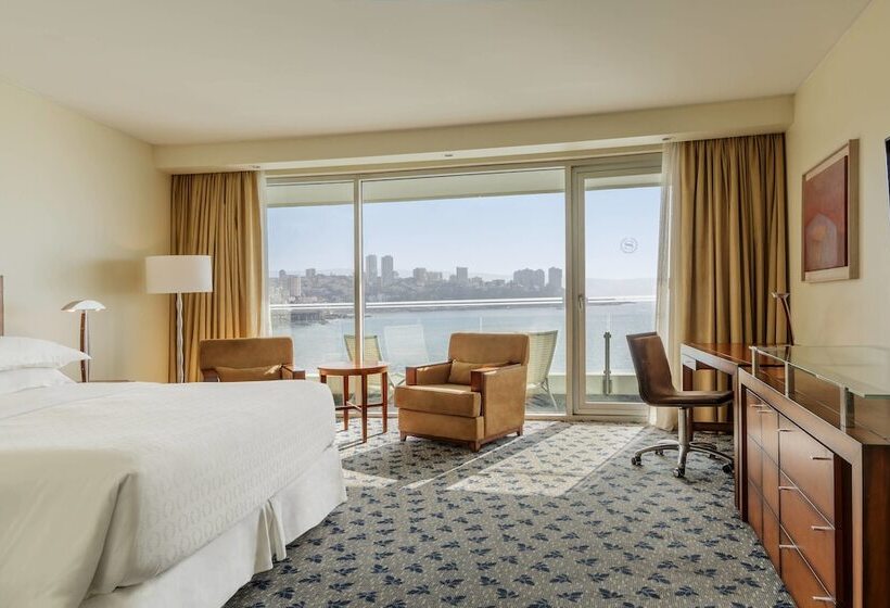 Classic Room Double Bed Sea View, Sheraton Miramar Hotel & Convention Center